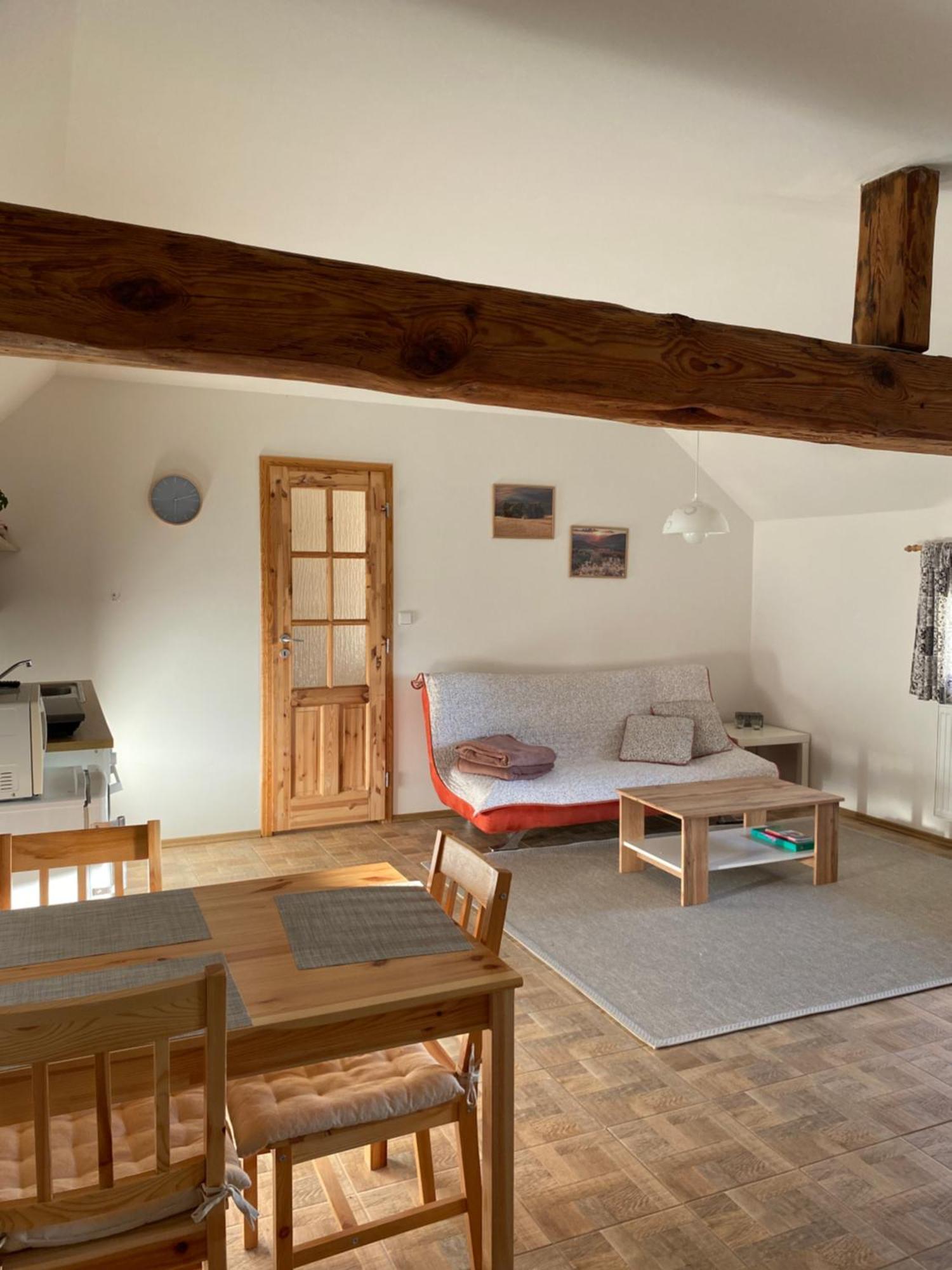 Apartman Na Vrsku Klenovice  Экстерьер фото
