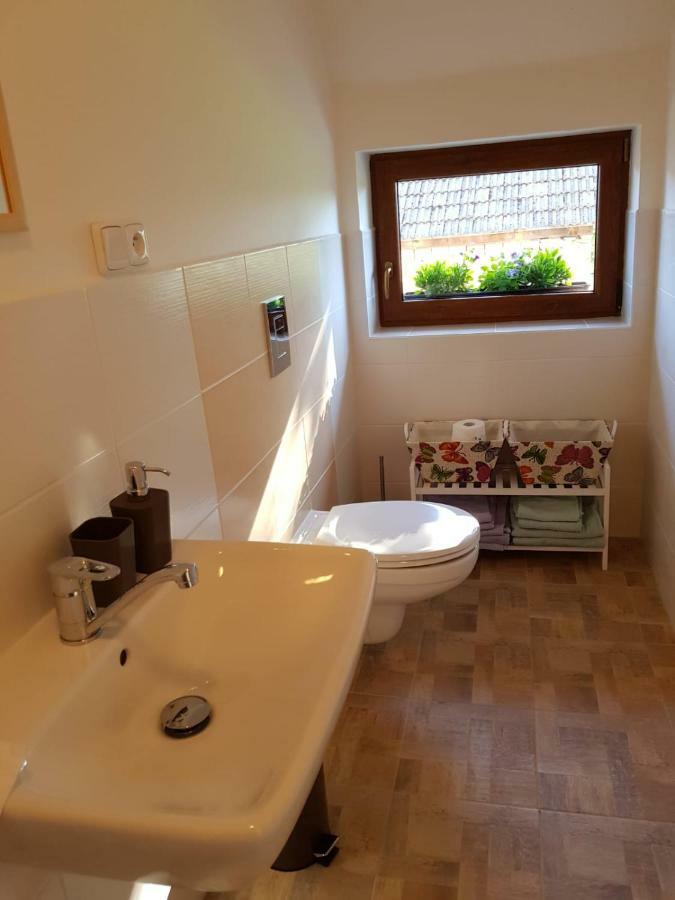 Apartman Na Vrsku Klenovice  Экстерьер фото